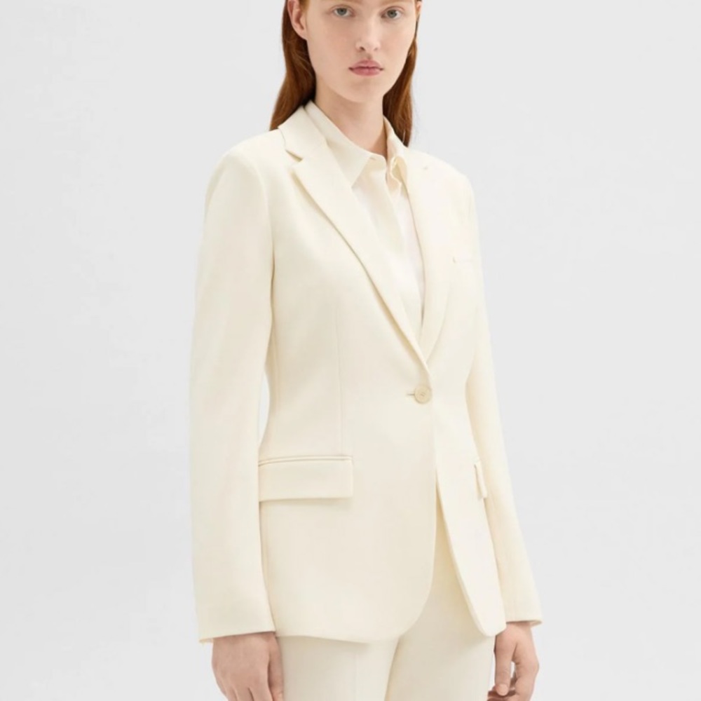 Theory Staple Blazer B in Admiral Crepe Size 4 - NWT